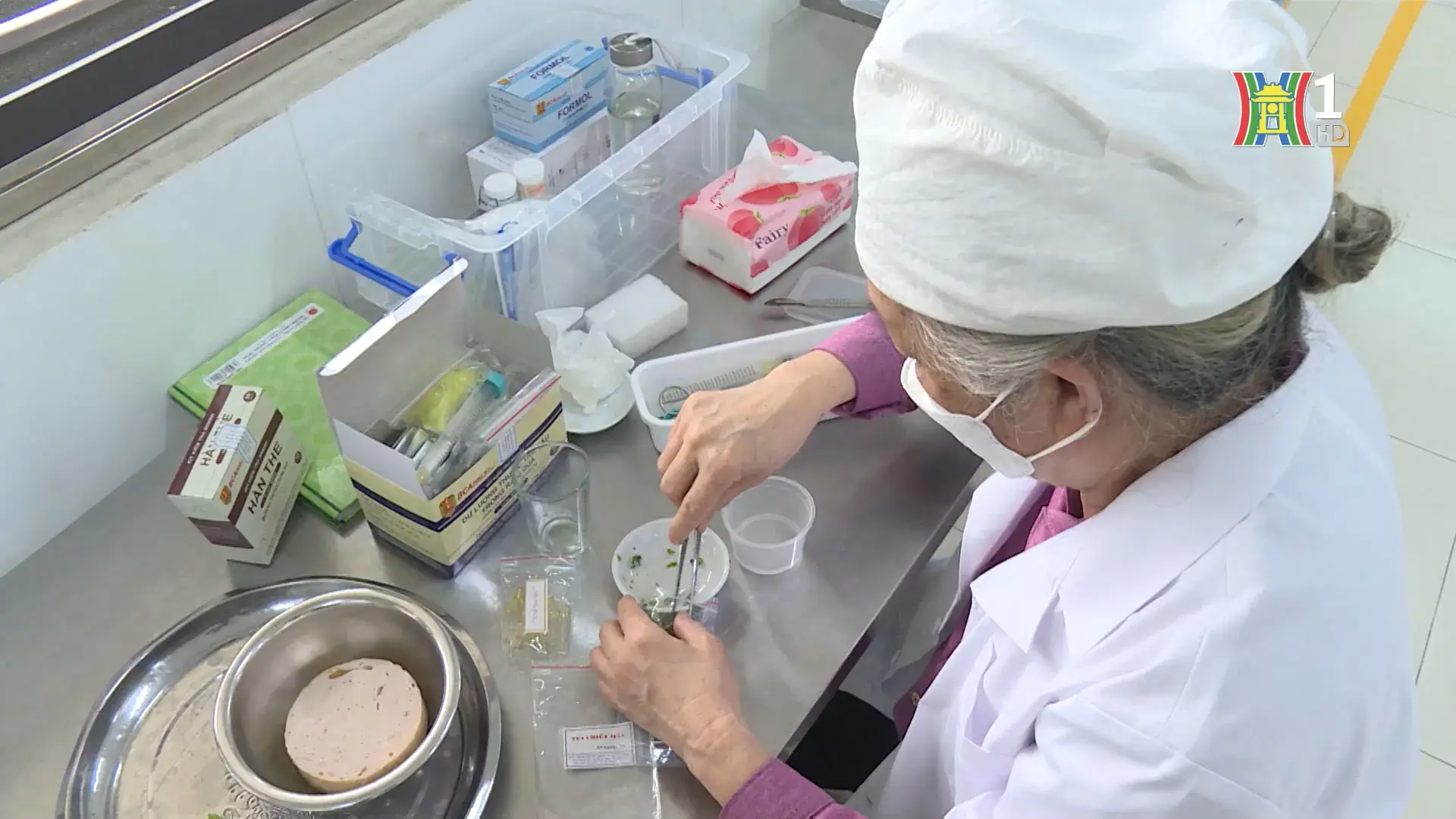 Chính sách hỗ trợ bữa ăn bán trú cho học sinh Hà Nội | Chính quyền đô thị | 26/12/2025